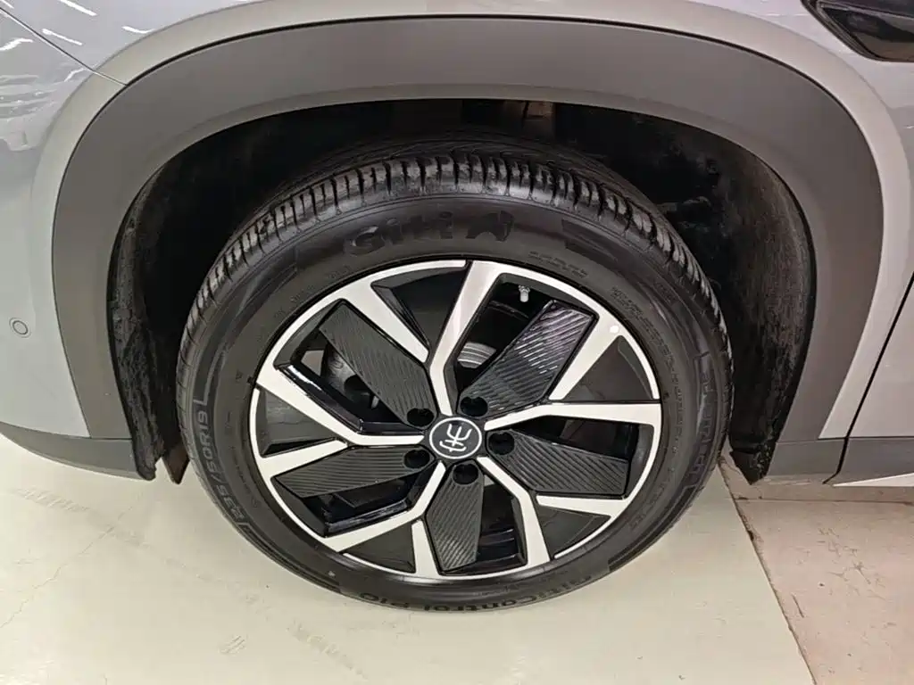 BYD L DM-i — миниатюра 23
