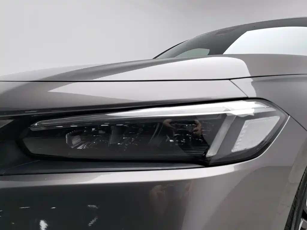 Honda Civic — миниатюра 7