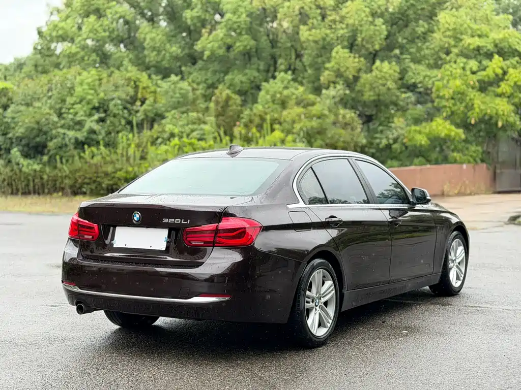 BMW 3 Series — миниатюра 4