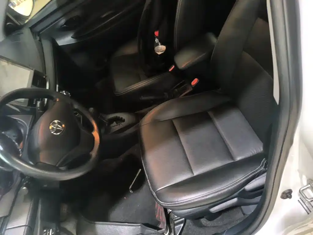 Toyota Yaris L — миниатюра 15