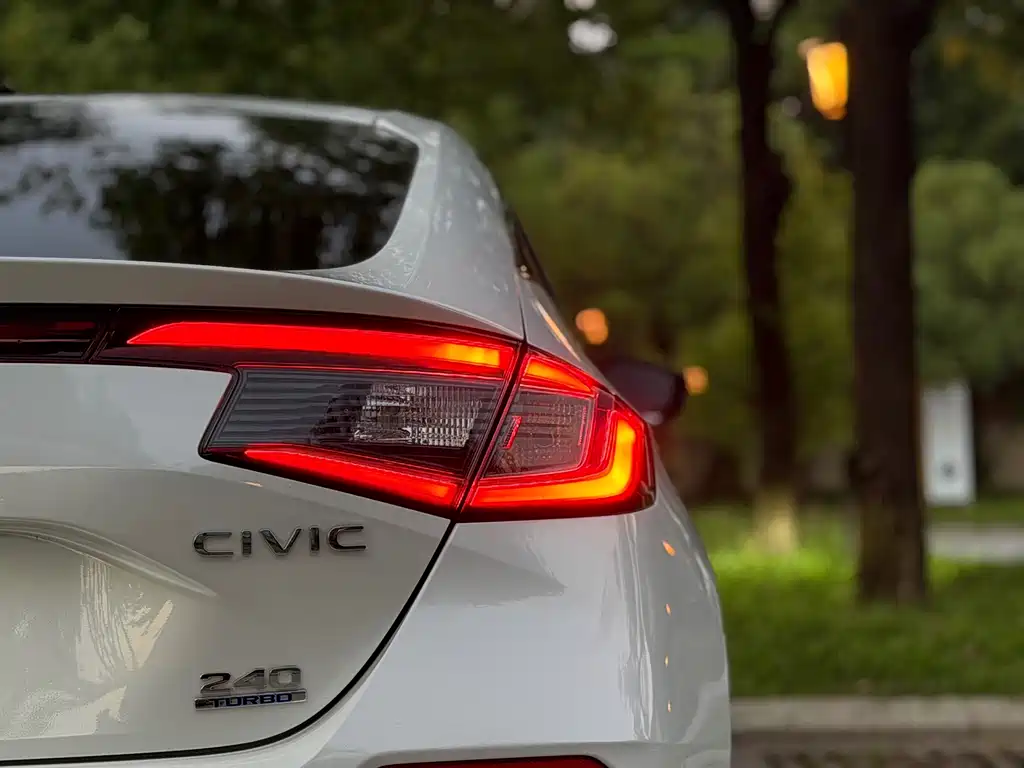 Honda Civic — миниатюра 22