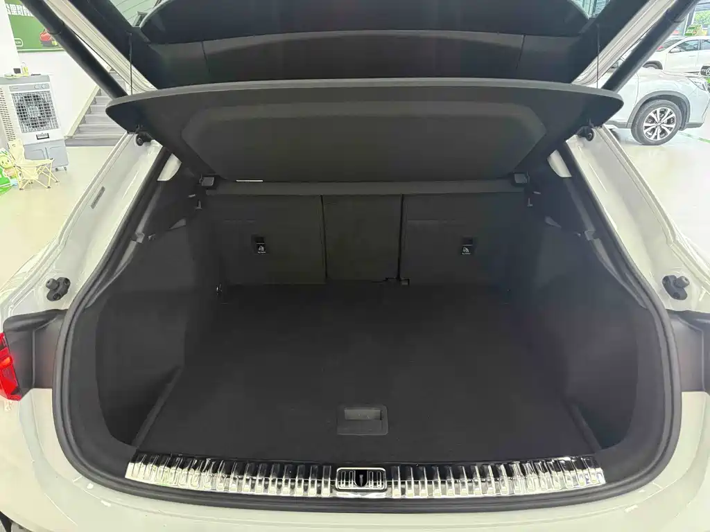 Audi Q3 Sportback — миниатюра 13
