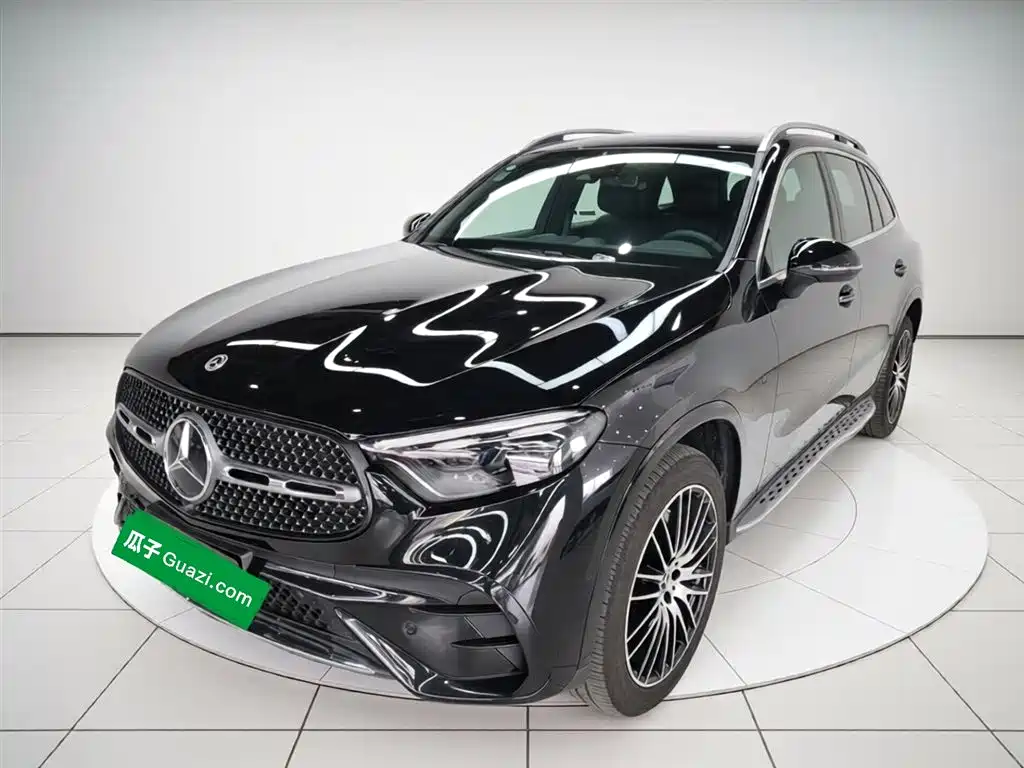 Mercedes-Benz GLC 2023