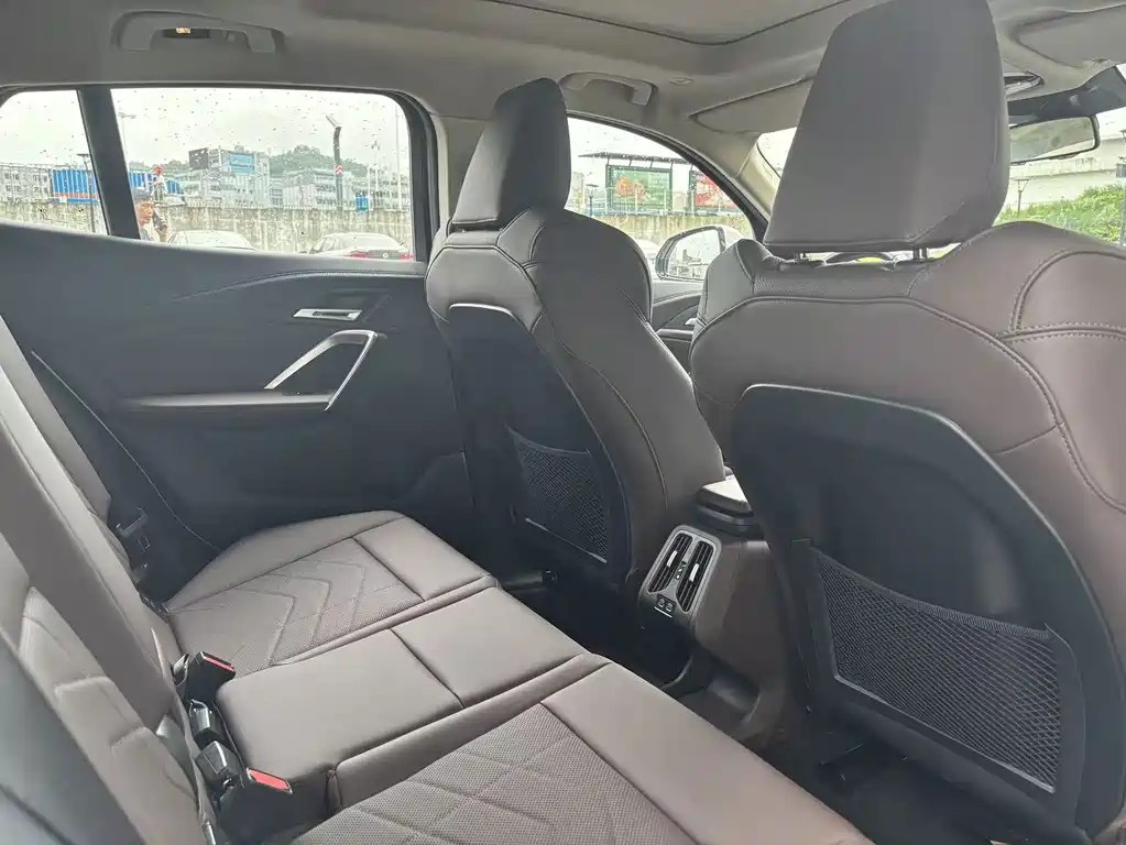 BMW X2 (Import) — миниатюра 12