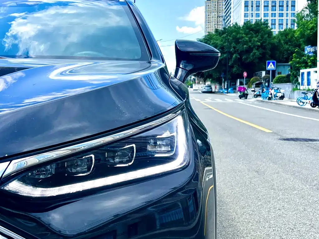 BYD Tang — миниатюра 4