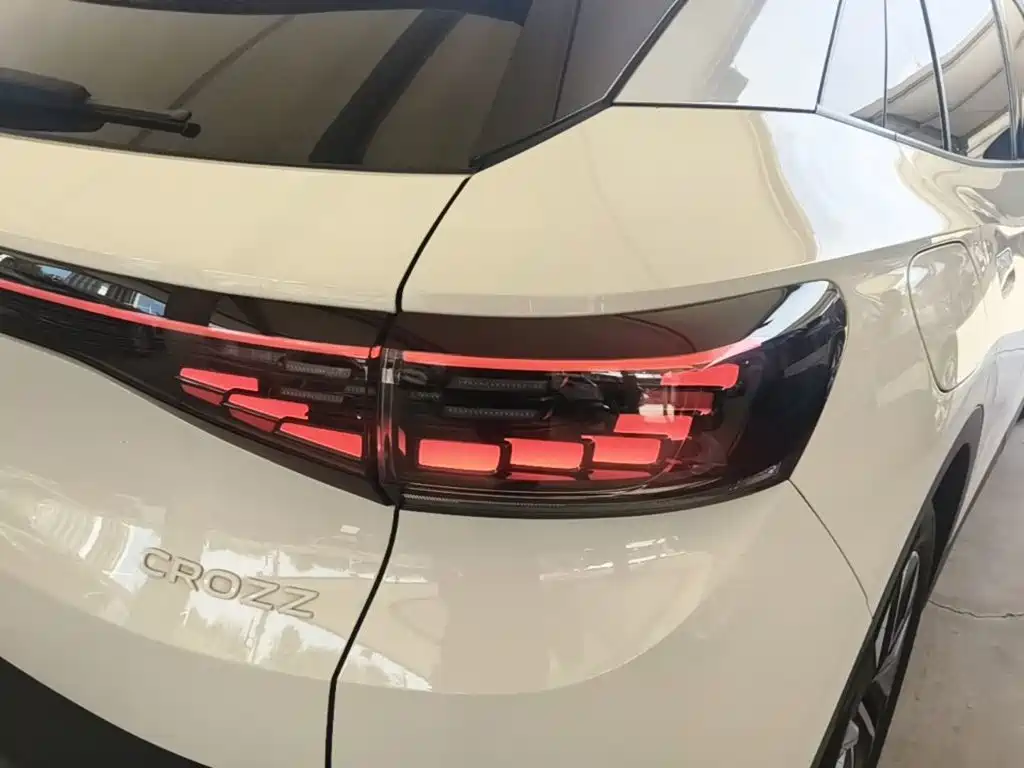 Volkswagen ID.4 Crozz — миниатюра 8