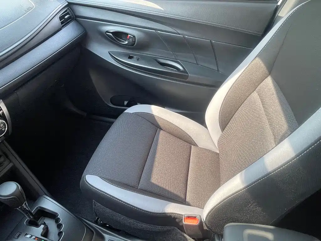 TOYOTA YARIS L ZHIXUAN