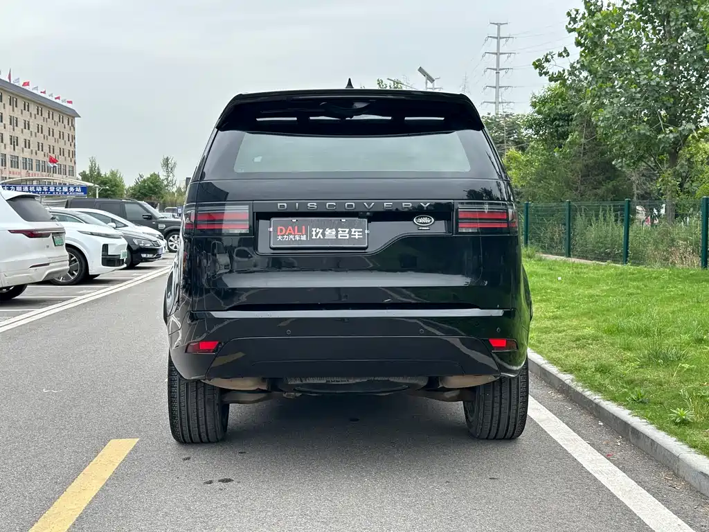 Land Rover Discovery 2021 360PS R-Dynamic SE