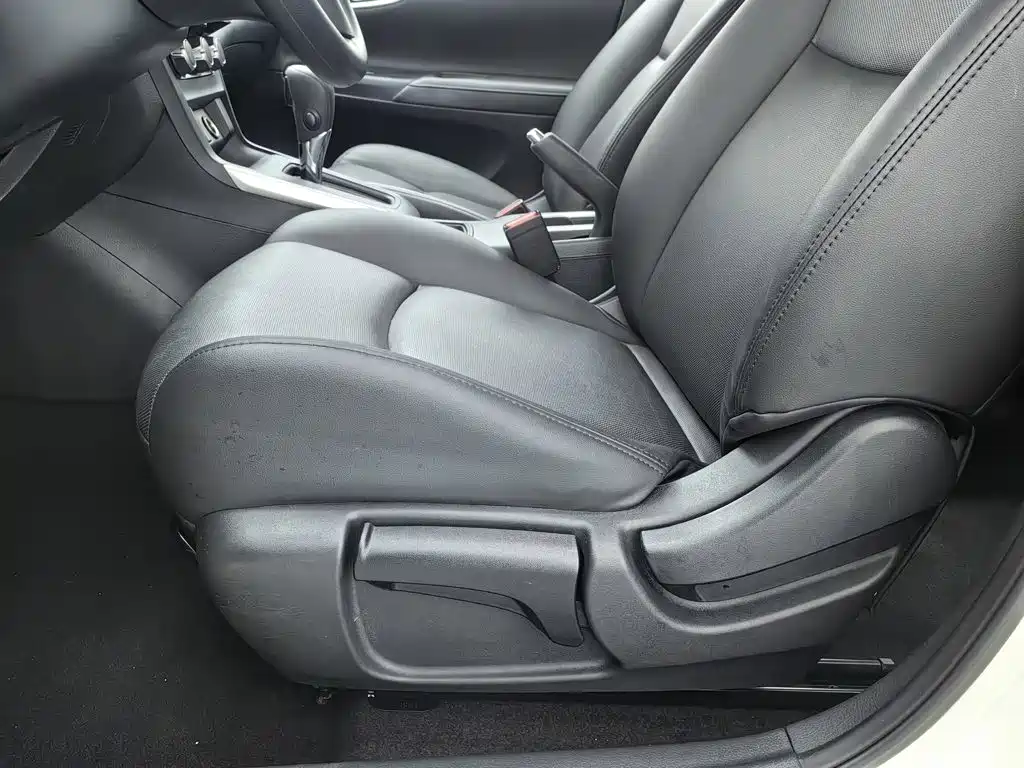 Nissan Sylphy — миниатюра 20