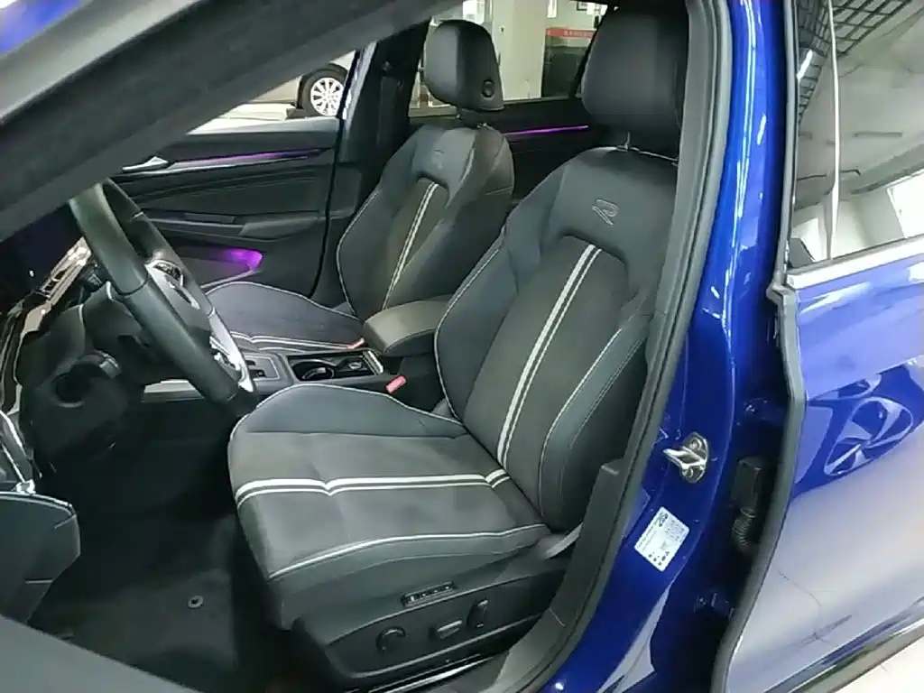 Volkswagen Golf — миниатюра 15