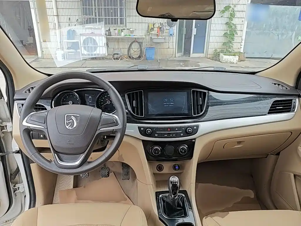 Baojun 730 — миниатюра 10