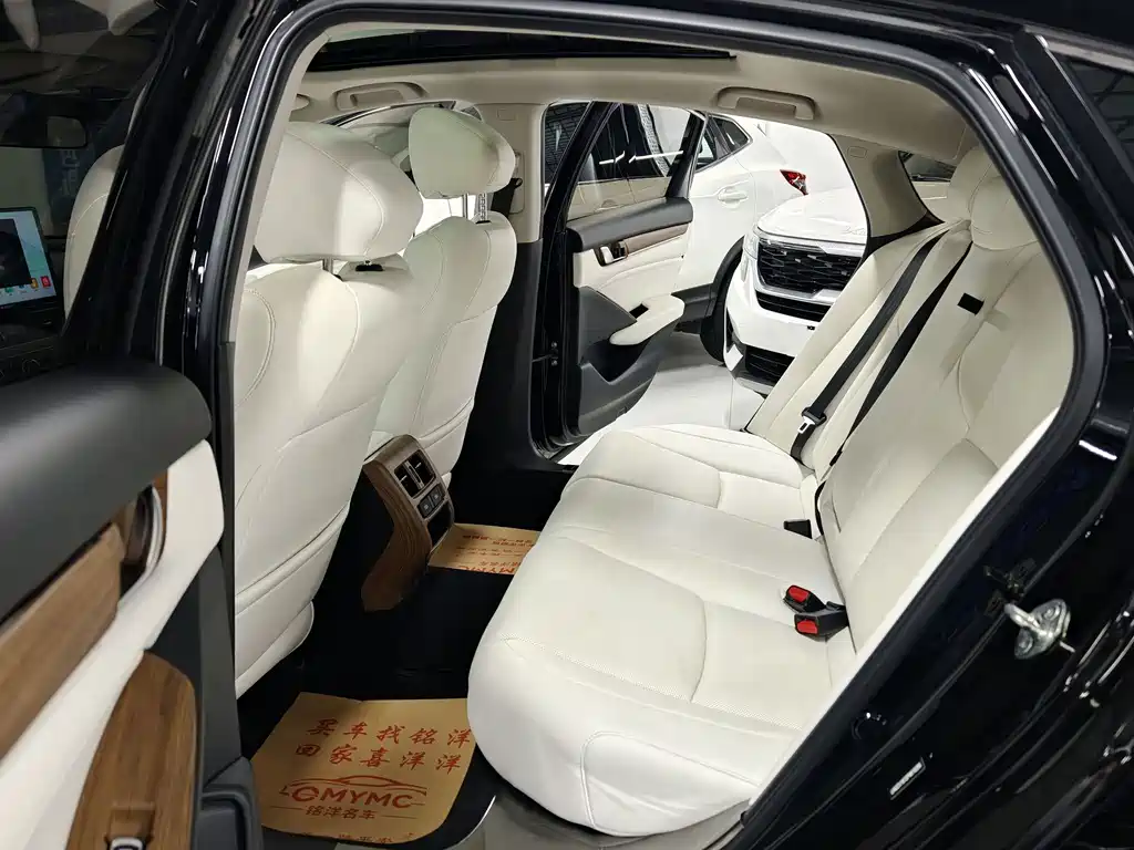 Honda Accord — миниатюра 6
