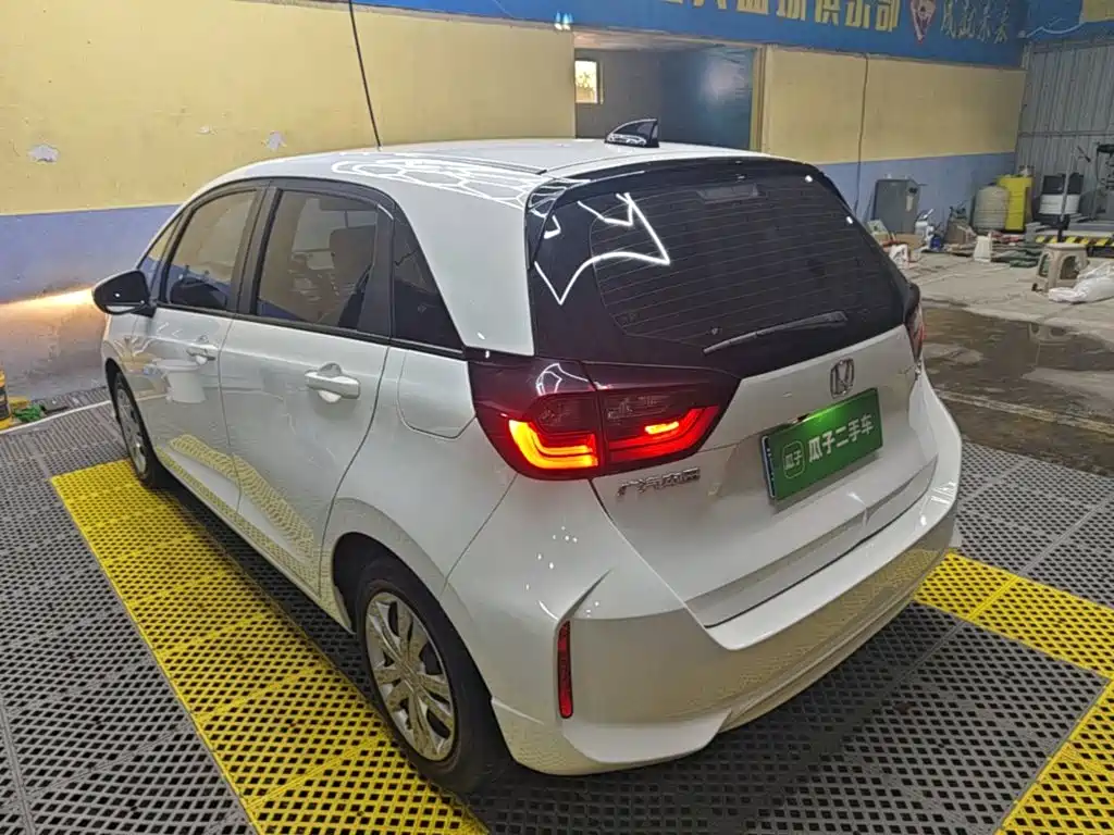 Honda Fit — миниатюра 5