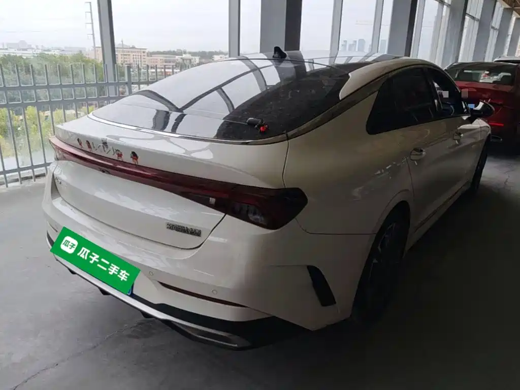 Kia K5 — миниатюра 5