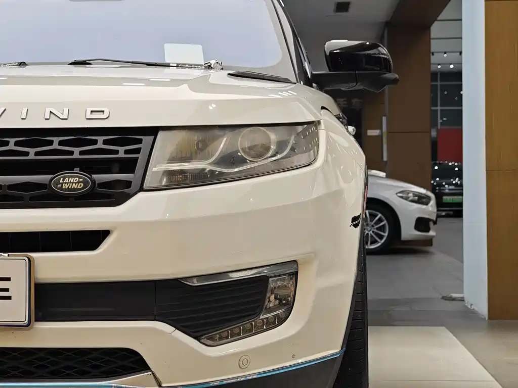 Landwind X7 2015 2.0T Flagship