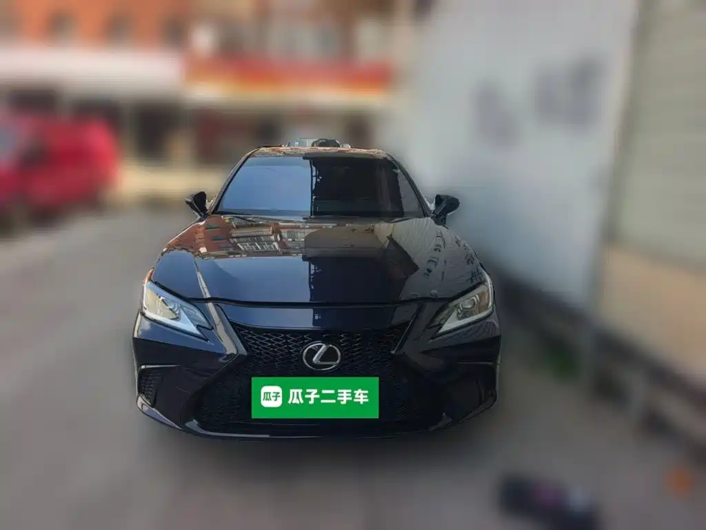 Lexus ES — миниатюра 2