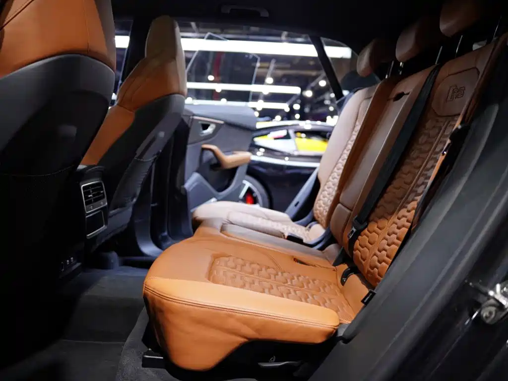 Audi RS Q8 — миниатюра 24