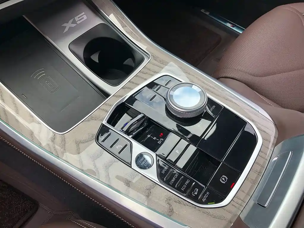 BMW X5 — миниатюра 10