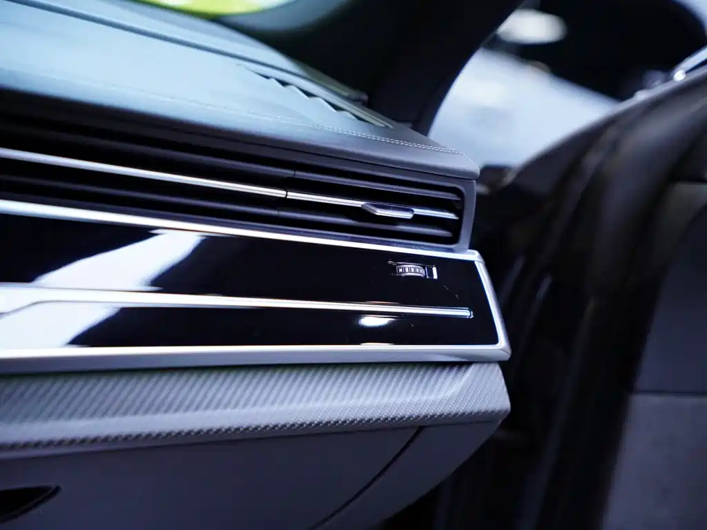 Audi RS Q8 — миниатюра 40