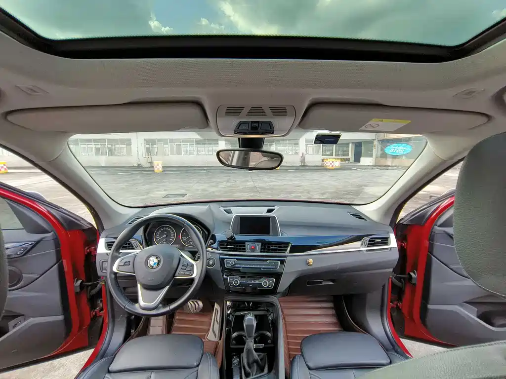 BMW X1 — миниатюра 6