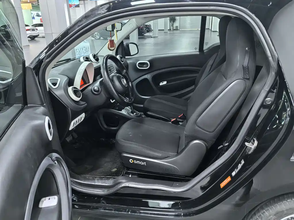 Smart fortwo 2018 1.0L 52 V
