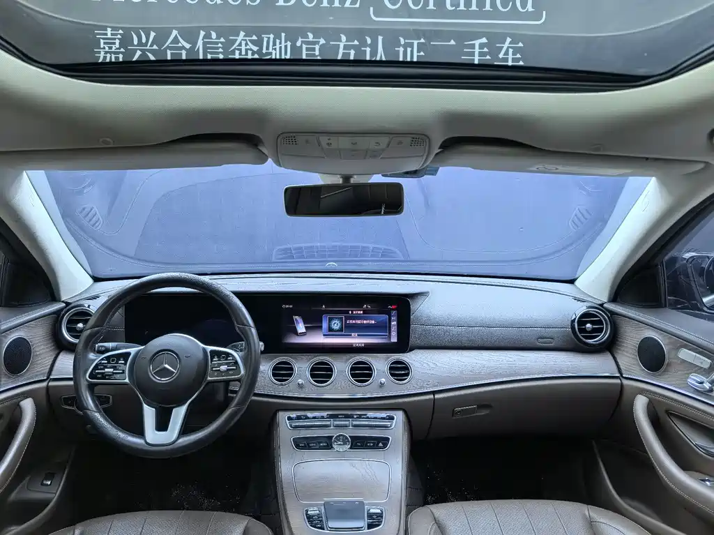 MERCEDES-BENZ E CLASS