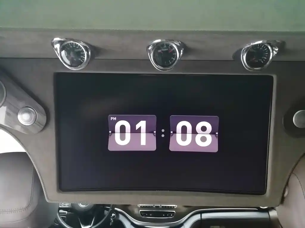 MERCEDES-BENZ V CLASS