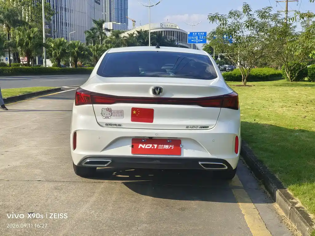 Changan Eado — миниатюра 4