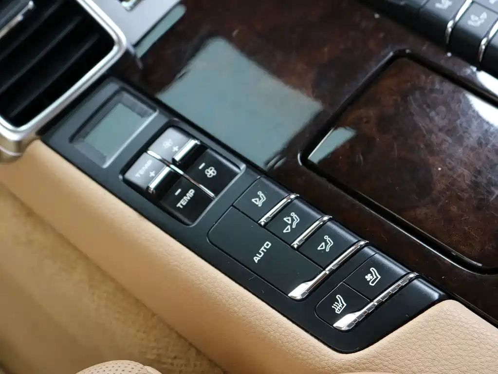 Porsche Panamera — миниатюра 27