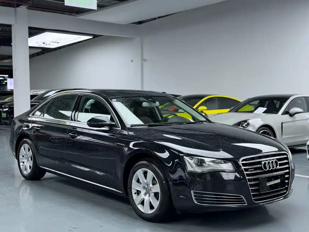 Audi A8 — миниатюра 3