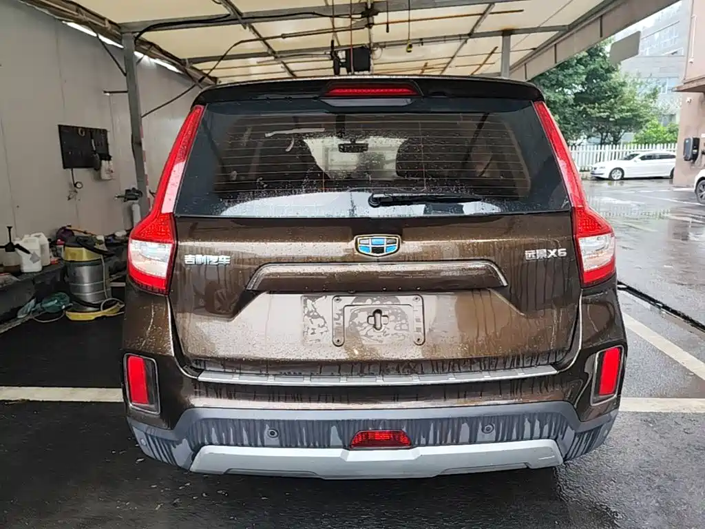 Geely Vision X6 — миниатюра 6