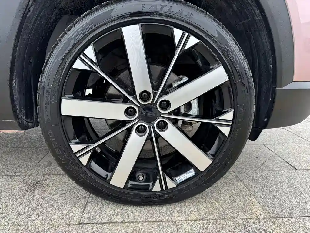 Geely Icon — миниатюра 9