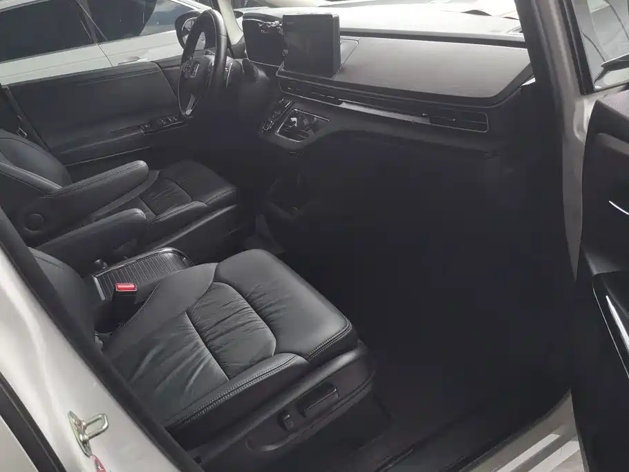 Honda Odyssey — миниатюра 8