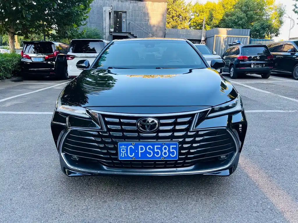 Toyota Avalon — миниатюра 3