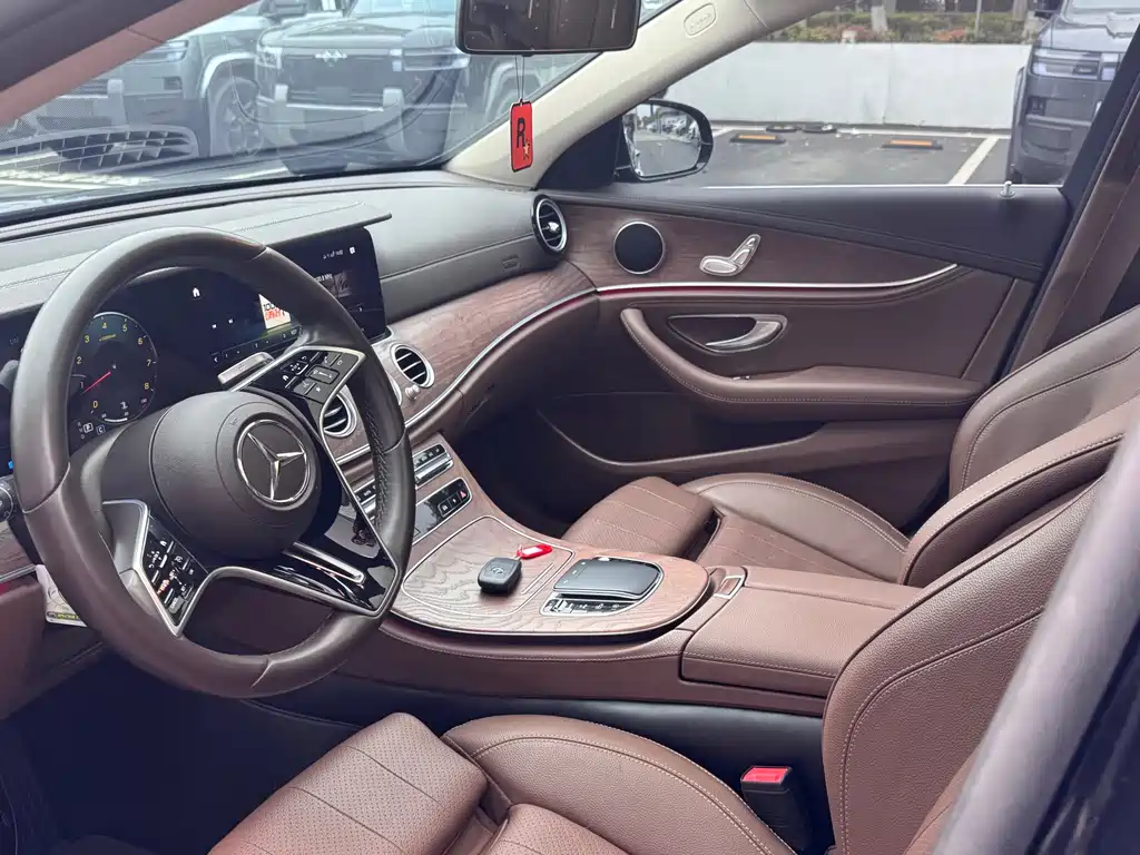 Mercedes-Benz E-Class E 2021 E 260 L