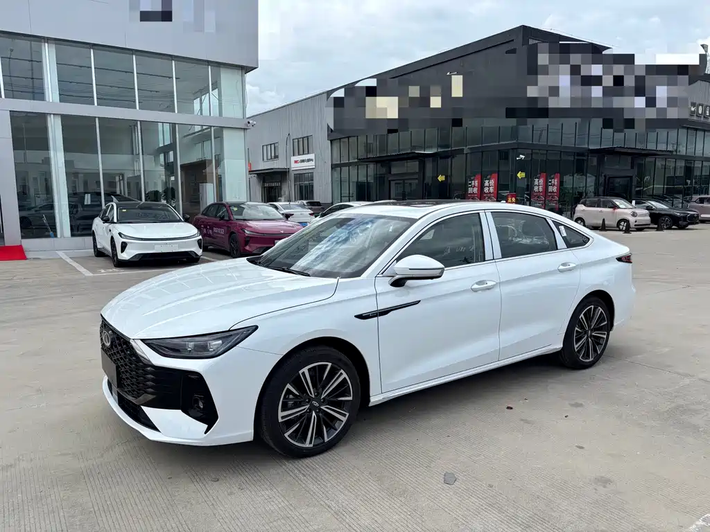 Chery Arrizo 8 PRO
