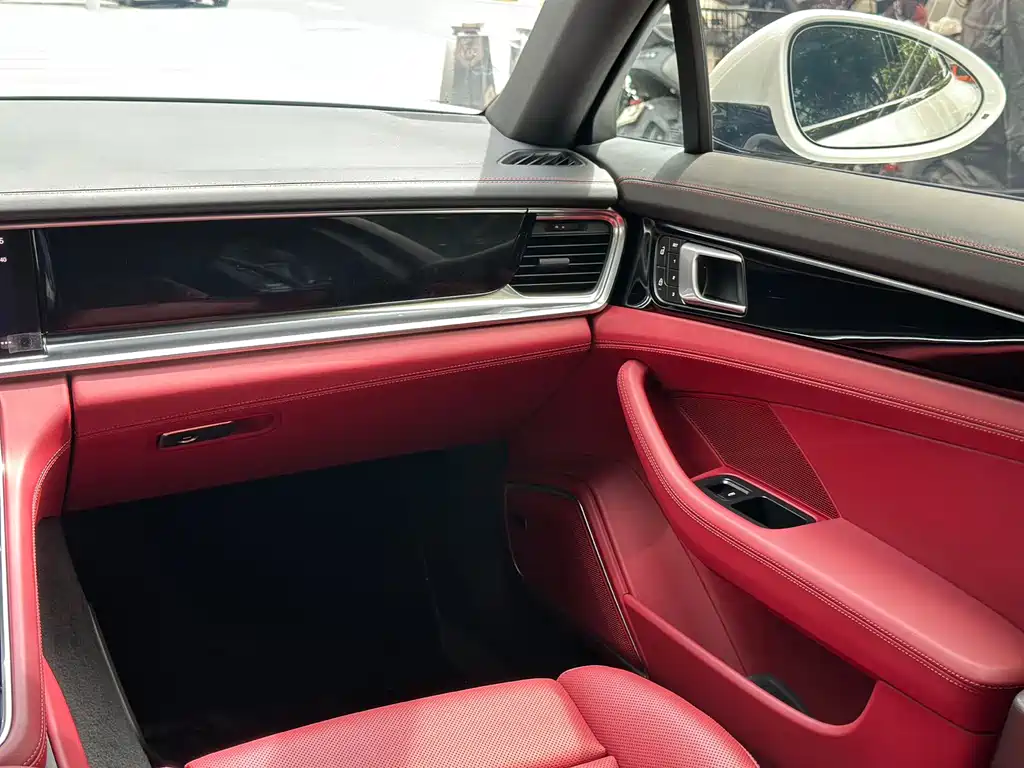 Porsche Panamera — миниатюра 18