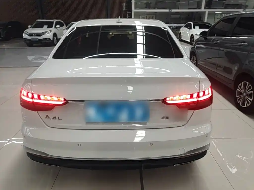 Audi A4L — миниатюра 6