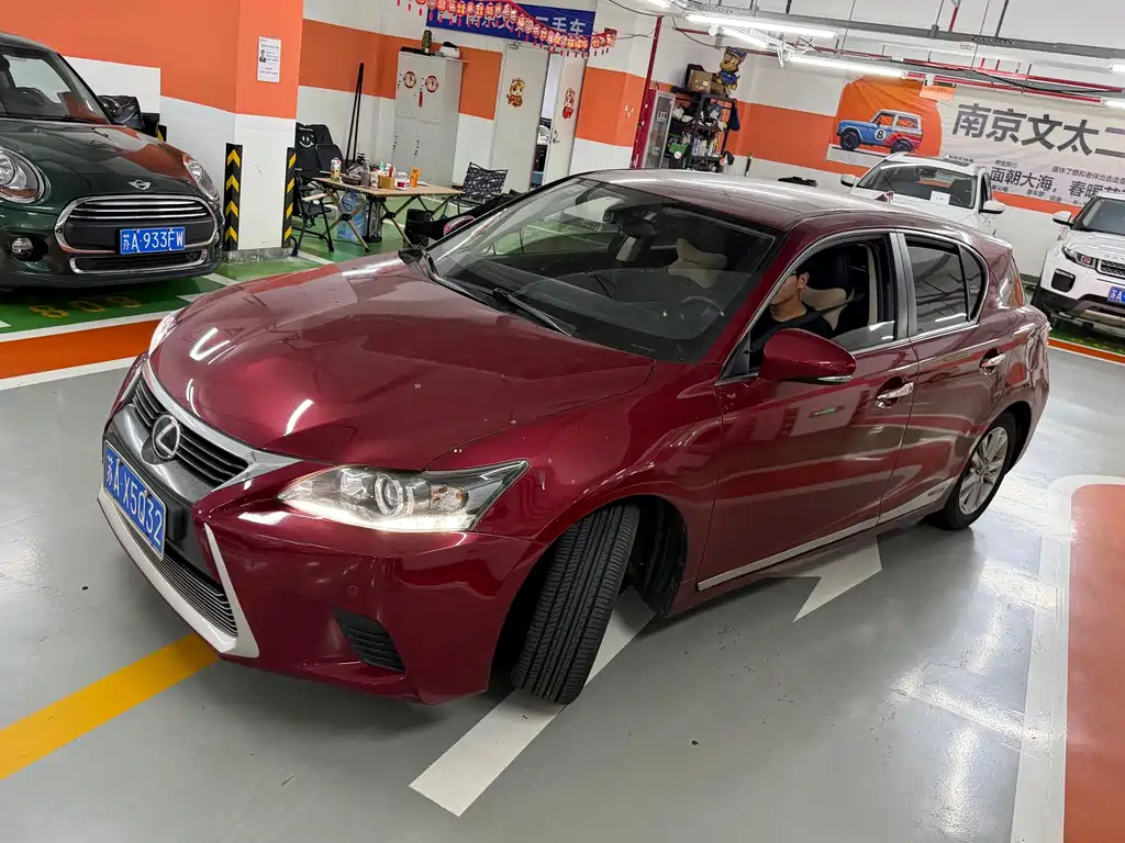 Lexus CT