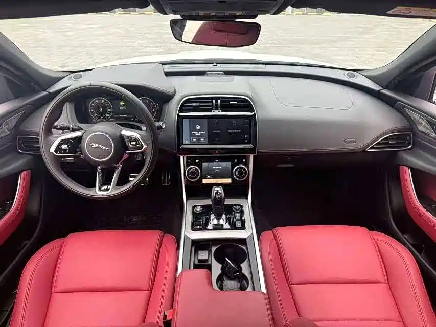 Jaguar XEL — миниатюра 5