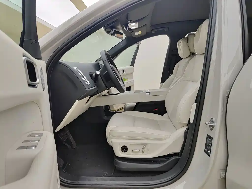 Li Auto Li L6 — миниатюра 10