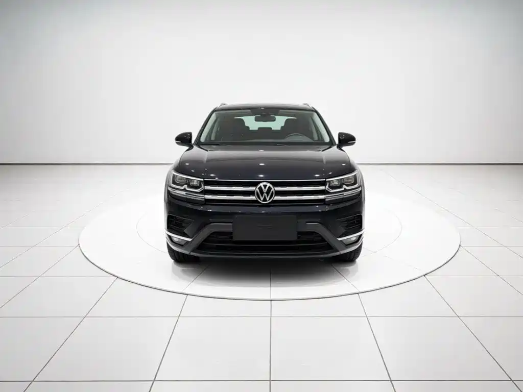 Volkswagen Tharu — миниатюра 2