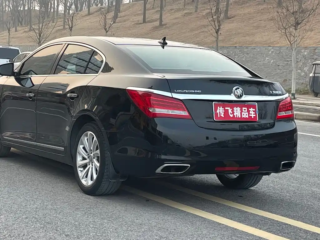 Buick LaCrosse — миниатюра 15