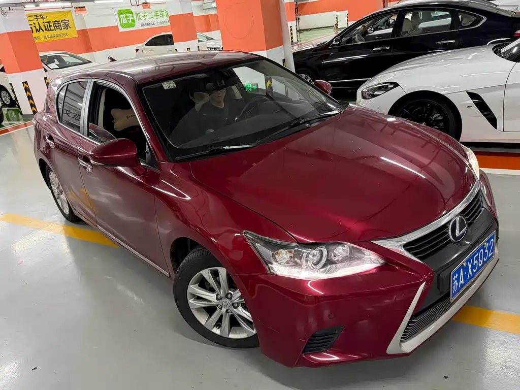 Lexus CT — миниатюра 3