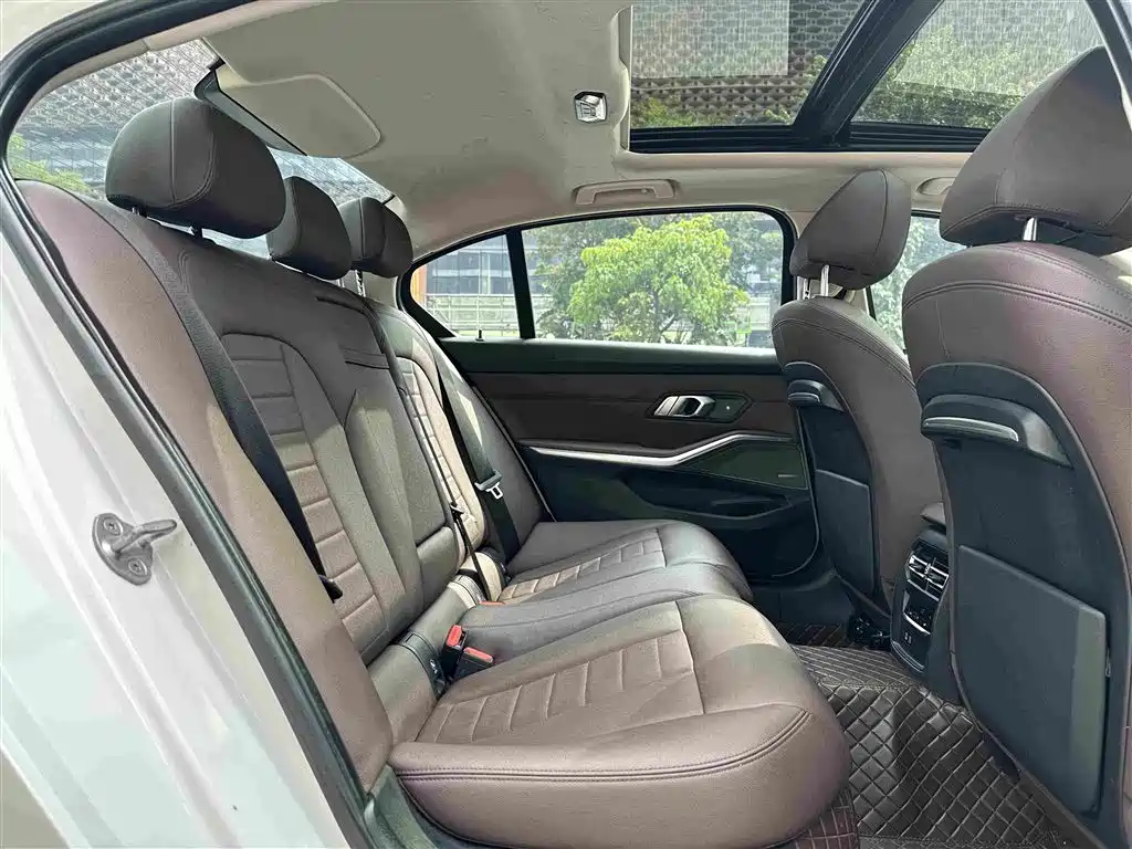 BMW 3 Series — миниатюра 19