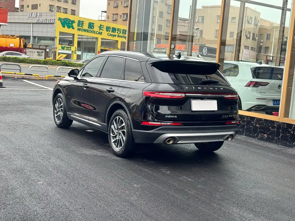 Lincoln Corsair — миниатюра 18