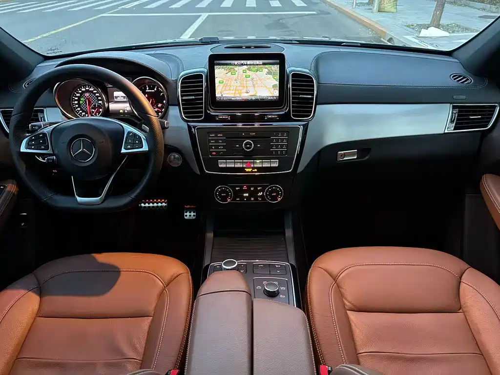 MERCEDES-BENZ GLE AMG