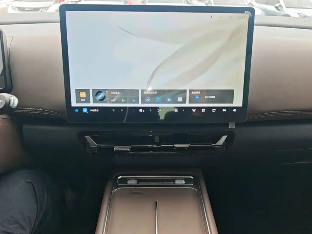 Wuling Xingguang 730 New Energy — миниатюра 13