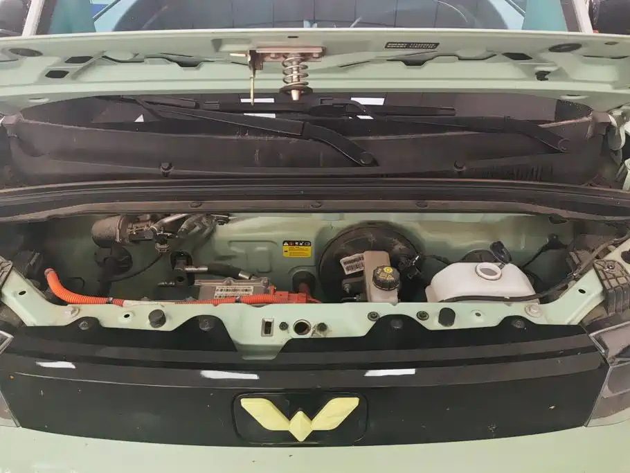 Wuling MINIEV — миниатюра 10