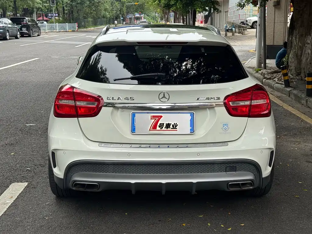 Mercedes-Benz GLA AMG — миниатюра 2
